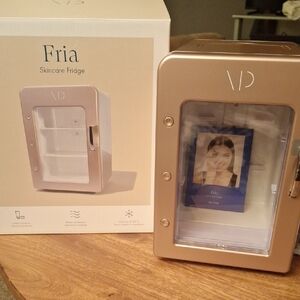 Fria Skincare Fridge Mini Cooler - Rose Gold